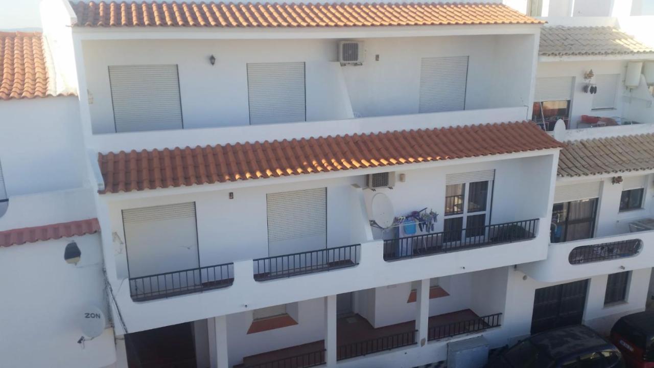 Studio Apartment With Sea View & Fibre Internet Albufeira Exterior photo